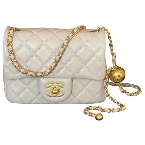 chanel pearl crush mini bag